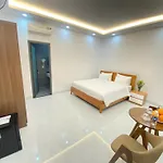 Golden Hotel